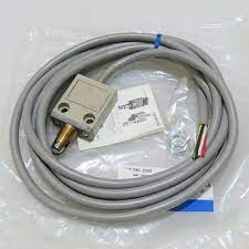 D4C-3242 OMRON
